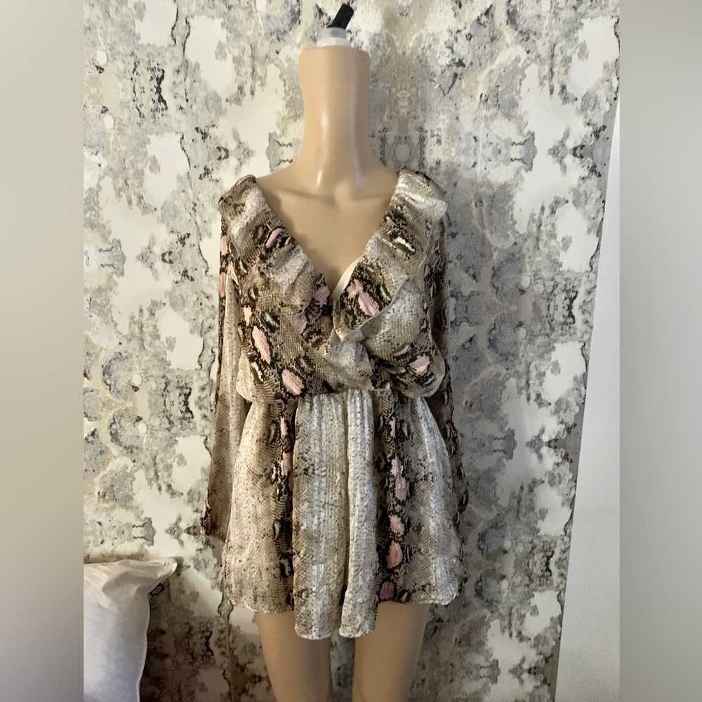 GORGEOUS SNAKE PRINT RUFFLE PLAY SUIT